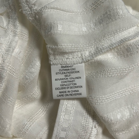 Eyelash White Boho Lace Flowy Sleeveless Blouse, Size XL - Picture 4 of 5